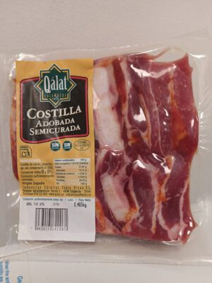 Costilla adobada semicurada